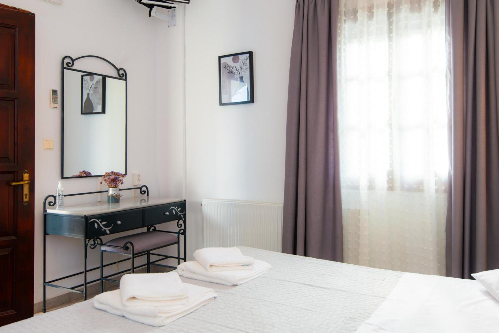 Pigi Rooms Аполлония Экстерьер фото
